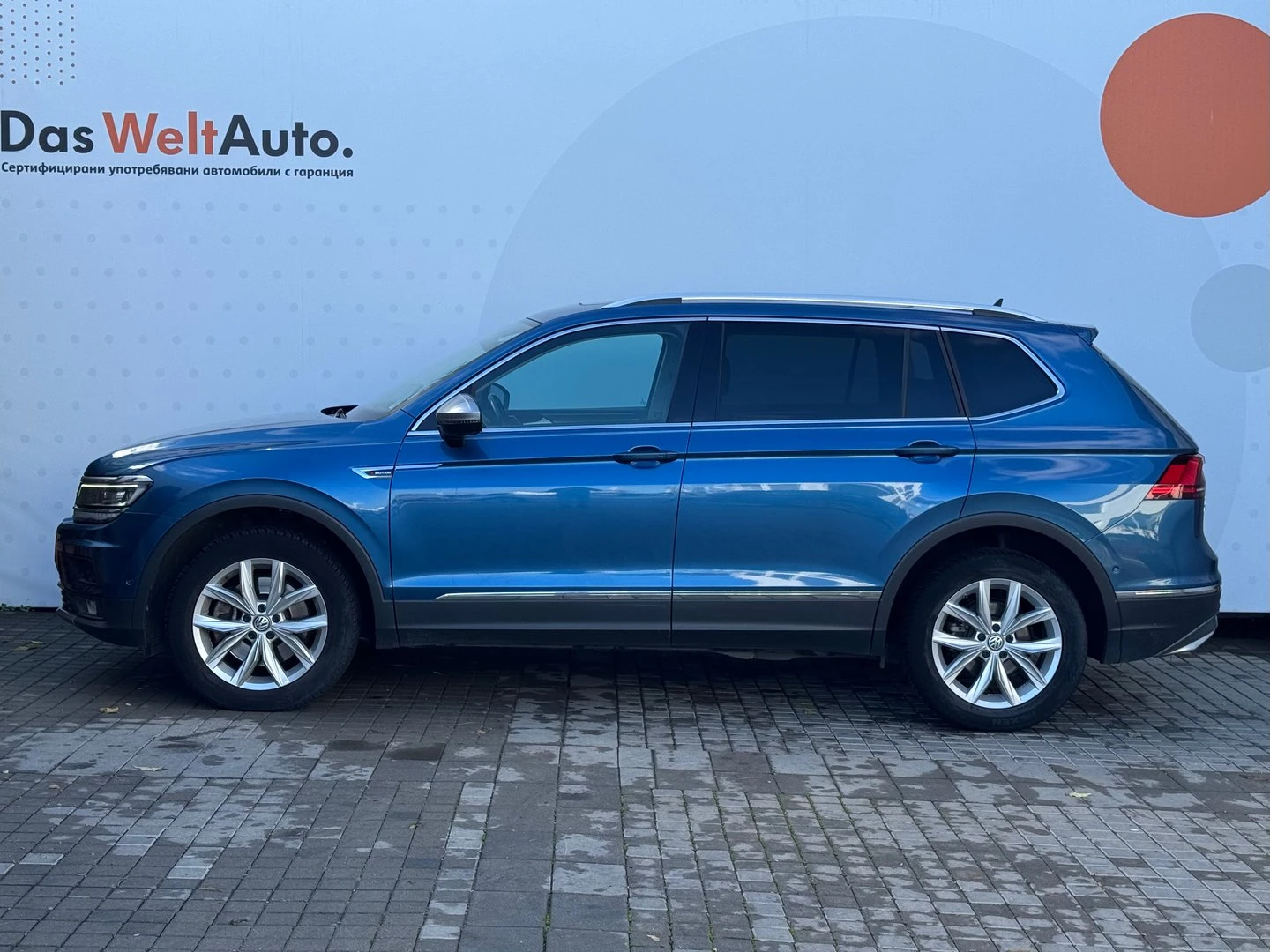 VW Tiguan LWB Highline 2.0TDI 4MOTION BMT - изображение 2