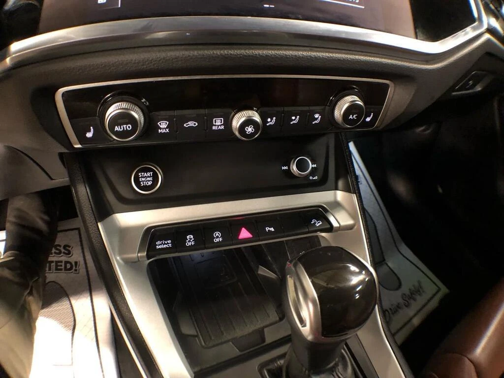 Audi Q3 * quattro Premium * CARFAX * ���� �� �� | Mobile.bg � ����������� 13