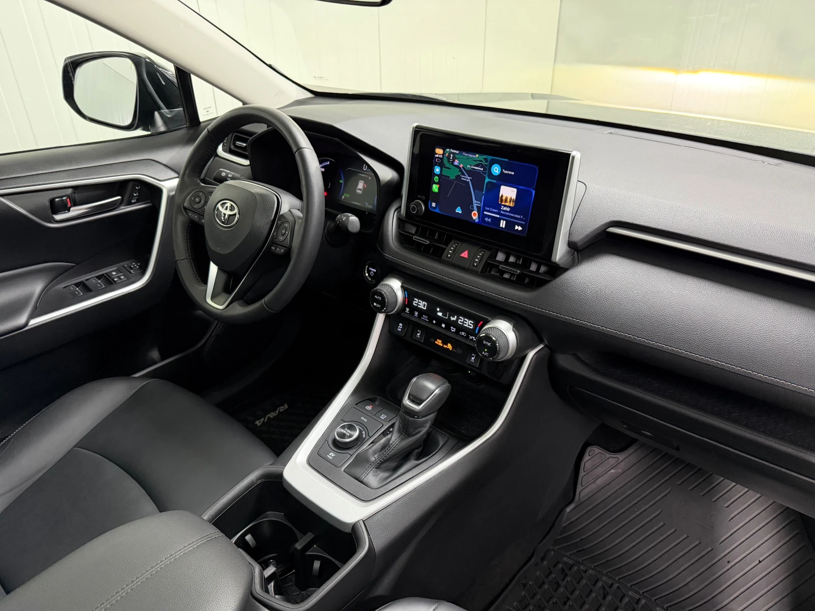 Toyota Rav4 AWD * 47 600km* XLE PREMIUM  - изображение 9