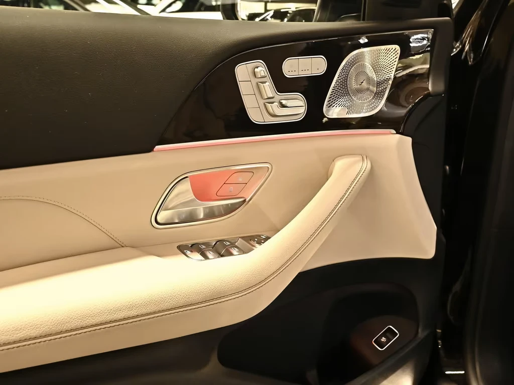 Mercedes-Benz GLS580 AMG* 6+ 1* DISTR* KEYLESS* PANO* 360 CAM* , снимка 3 - Автомобили и джипове - 54200827