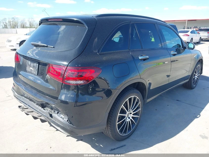 Mercedes-Benz GLC 300 2.0l Suv, снимка 4 - Автомобили и джипове - 54306717