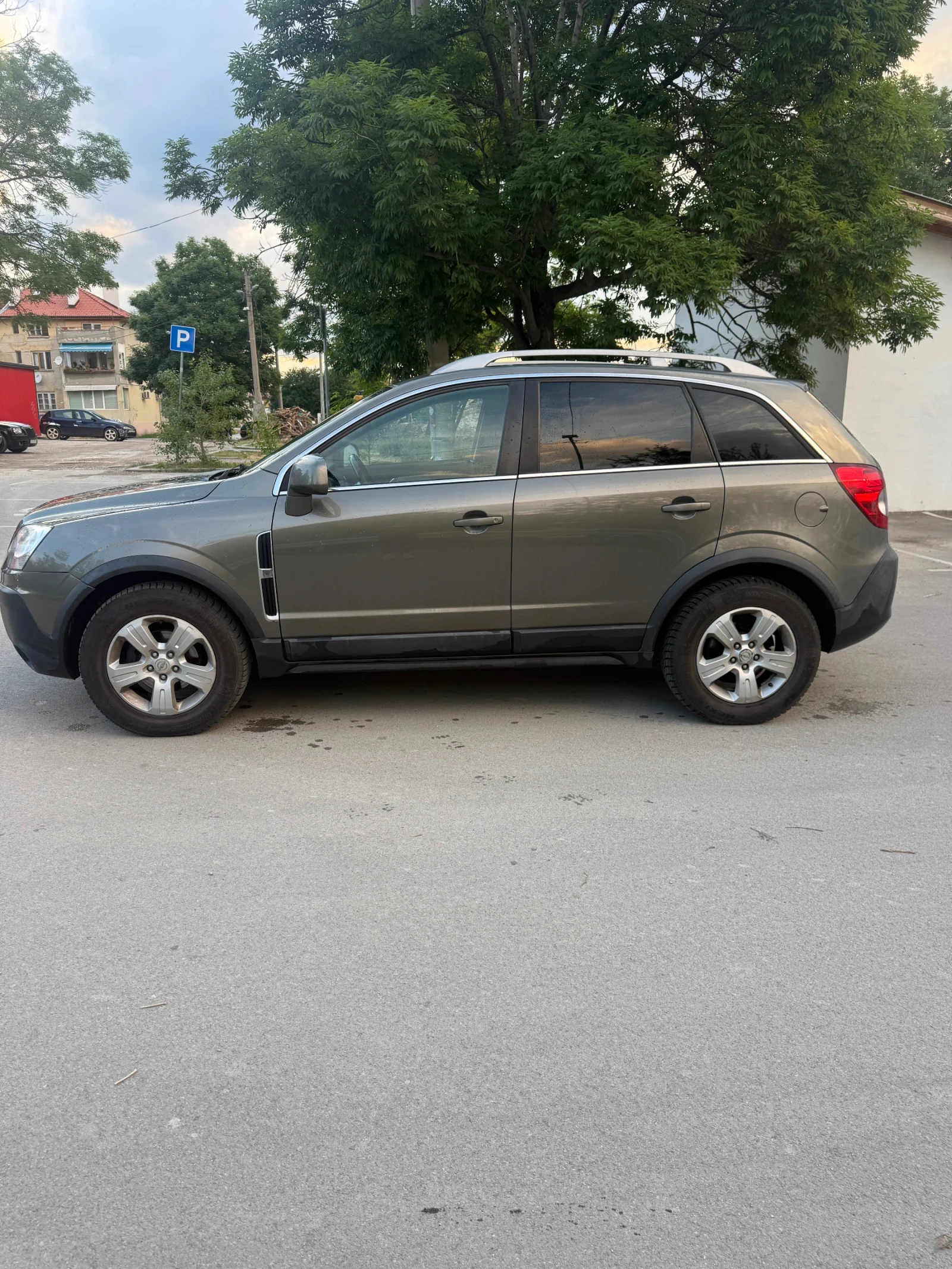 Opel Antara 1.8 , снимка 3 - Автомобили и джипове - 54768582
