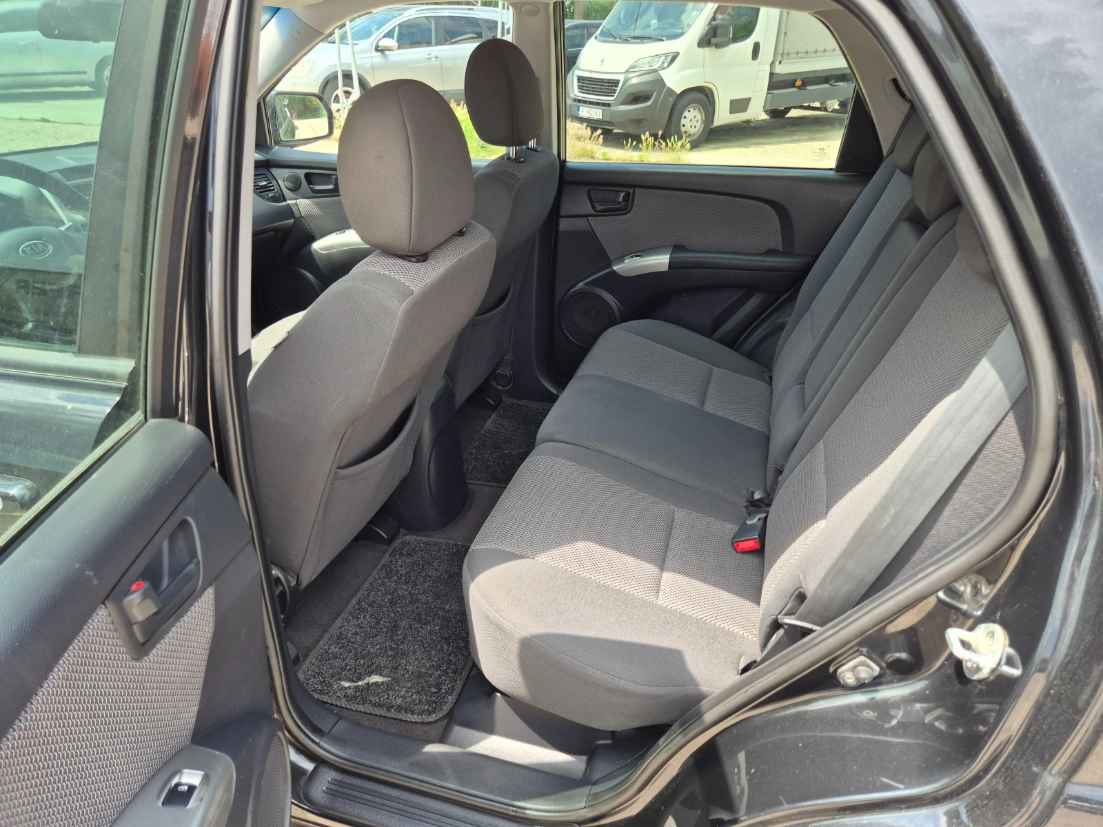 Kia Sportage 2.0i-ГАЗ-Италия, снимка 8 - Автомобили и джипове - 54823955