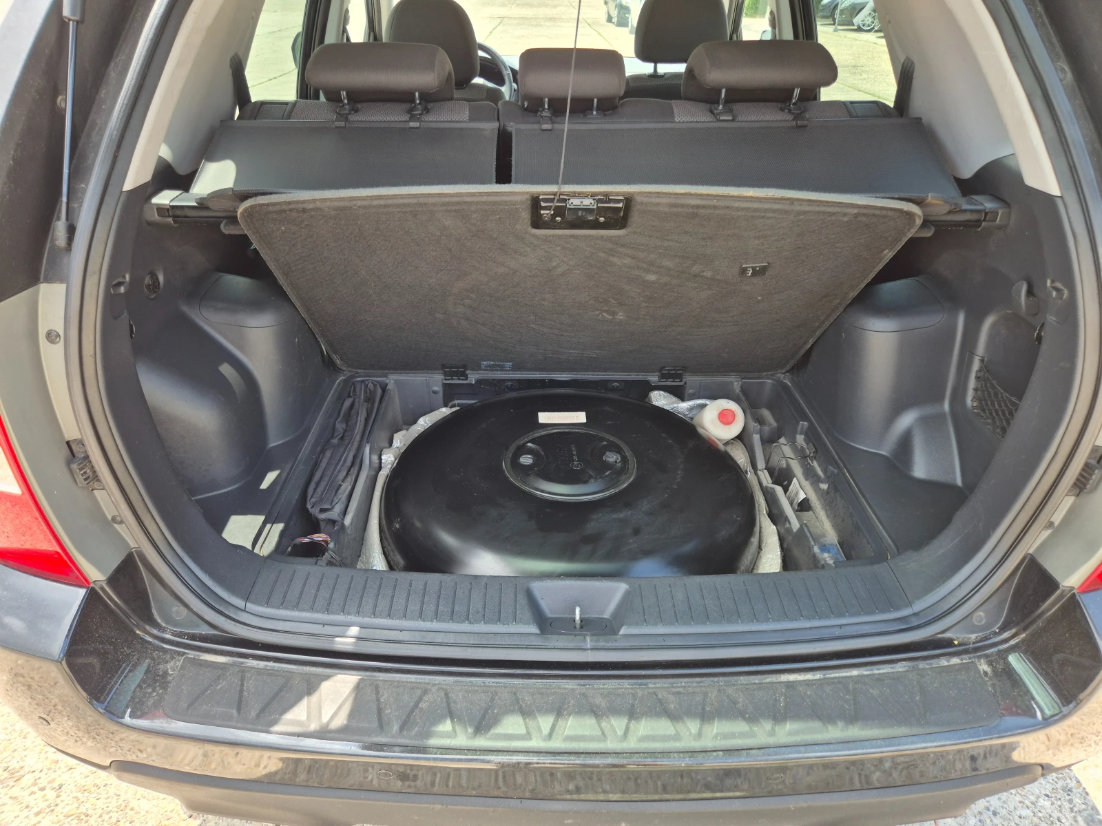Kia Sportage 2.0i-ГАЗ-Италия, снимка 10 - Автомобили и джипове - 54823955