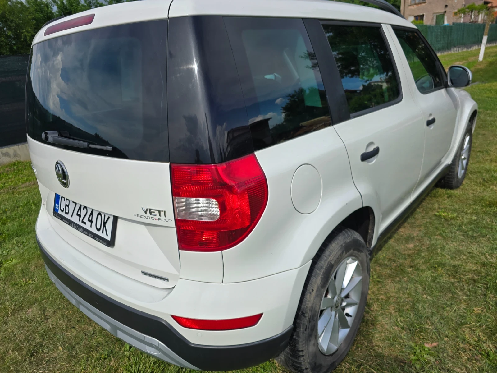 Skoda Yeti, снимка 3 - Автомобили и джипове - 54856360