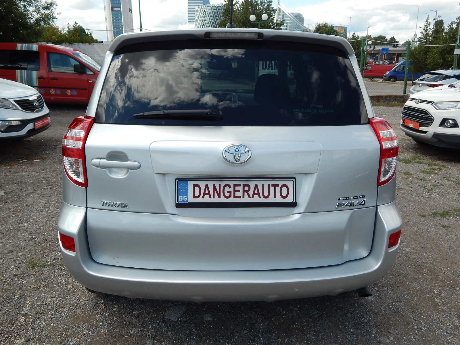 Toyota Rav4 2.2D4D* 214000km.* , снимка 5 - Автомобили и джипове - 55430480