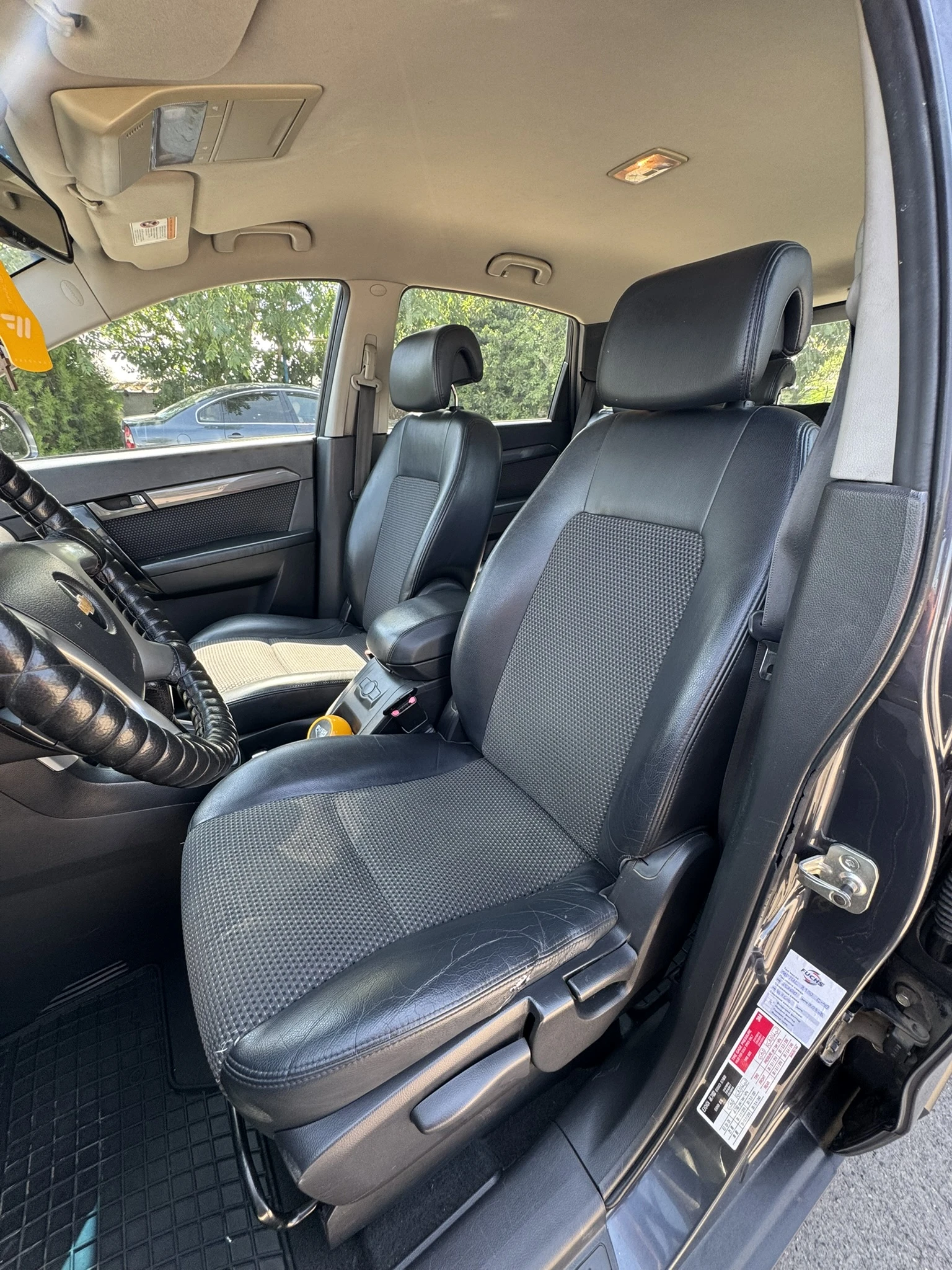Chevrolet Captiva 2.0 D ПЪРВИ СОБСТВЕНИК 7м, снимка 7 - Автомобили и джипове - 55542967