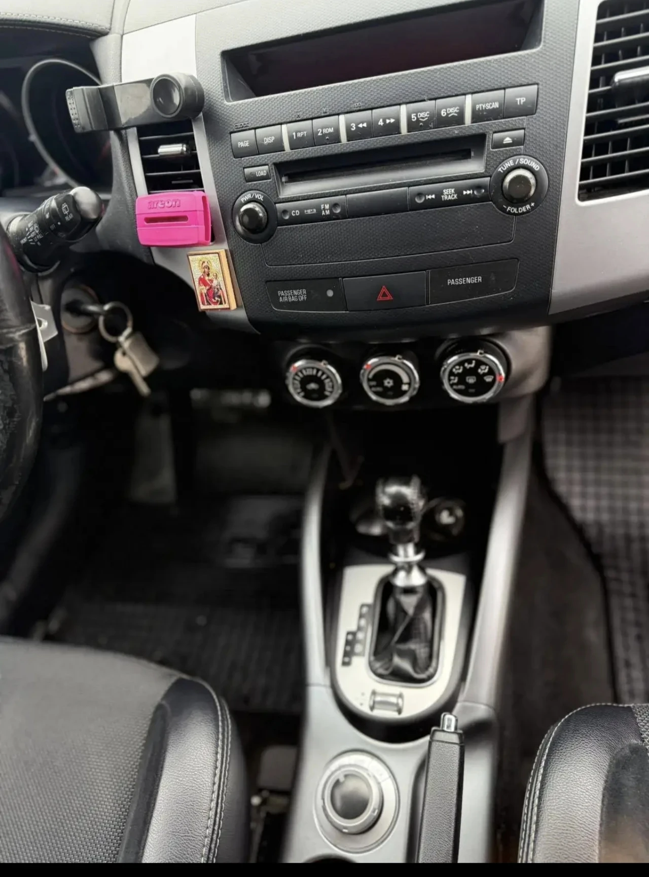 Mitsubishi Outlander, снимка 12 - Автомобили и джипове - 56111157