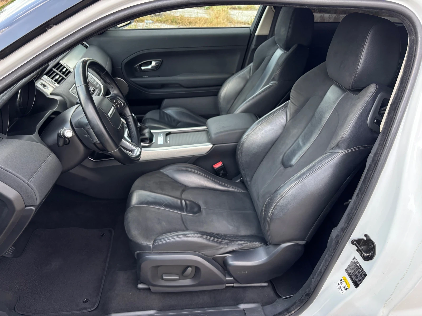 Land Rover Range Rover Evoque 2.2 D 150 /Individual COUPE, снимка 10 - Автомобили и джипове - 56258222
