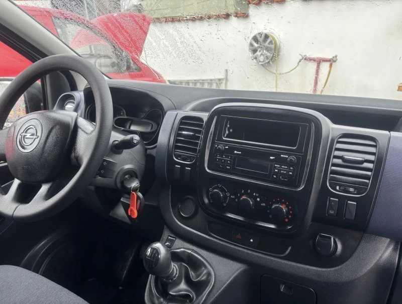 Renault Trafic КЛИМА , снимка 9 - Бусове и автобуси - 51595949