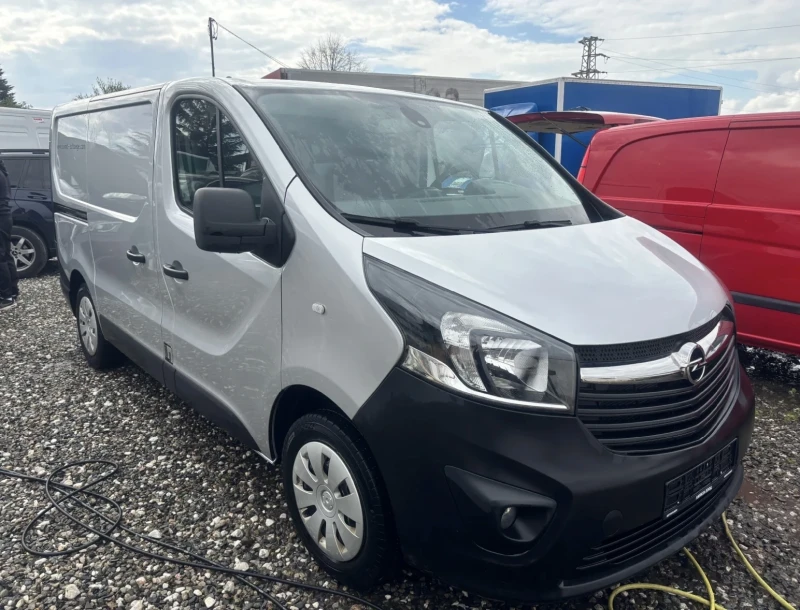 Renault Trafic КЛИМА , снимка 2 - Бусове и автобуси - 51595949