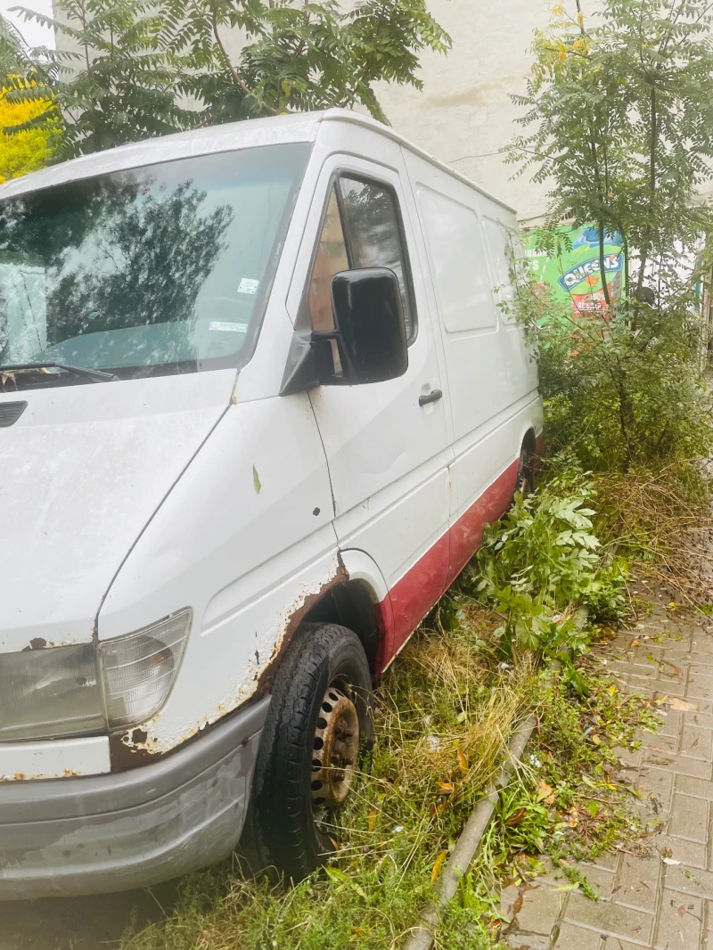 Mercedes-Benz Sprinter 208 D, снимка 2 - Бусове и автобуси - 52724869