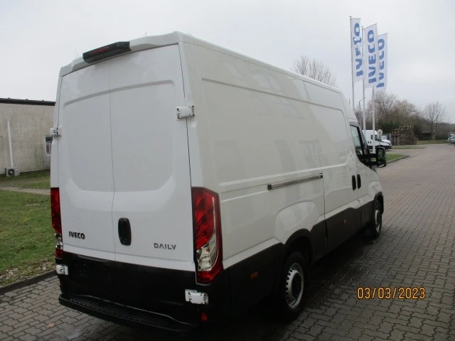 Iveco Daily 35S16 V, снимка 3 - Бусове и автобуси - 48995794