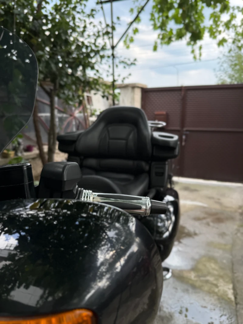 Honda Gold Wing GL1800 Gold Wing Tour (Full Equipment), снимка 10 - Мотоциклети и мототехника - 52638048