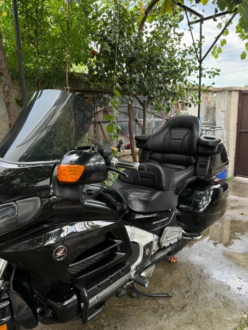 Honda Gold Wing GL1800 Gold Wing Tour (Full Equipment), снимка 3 - Мотоциклети и мототехника - 52638048