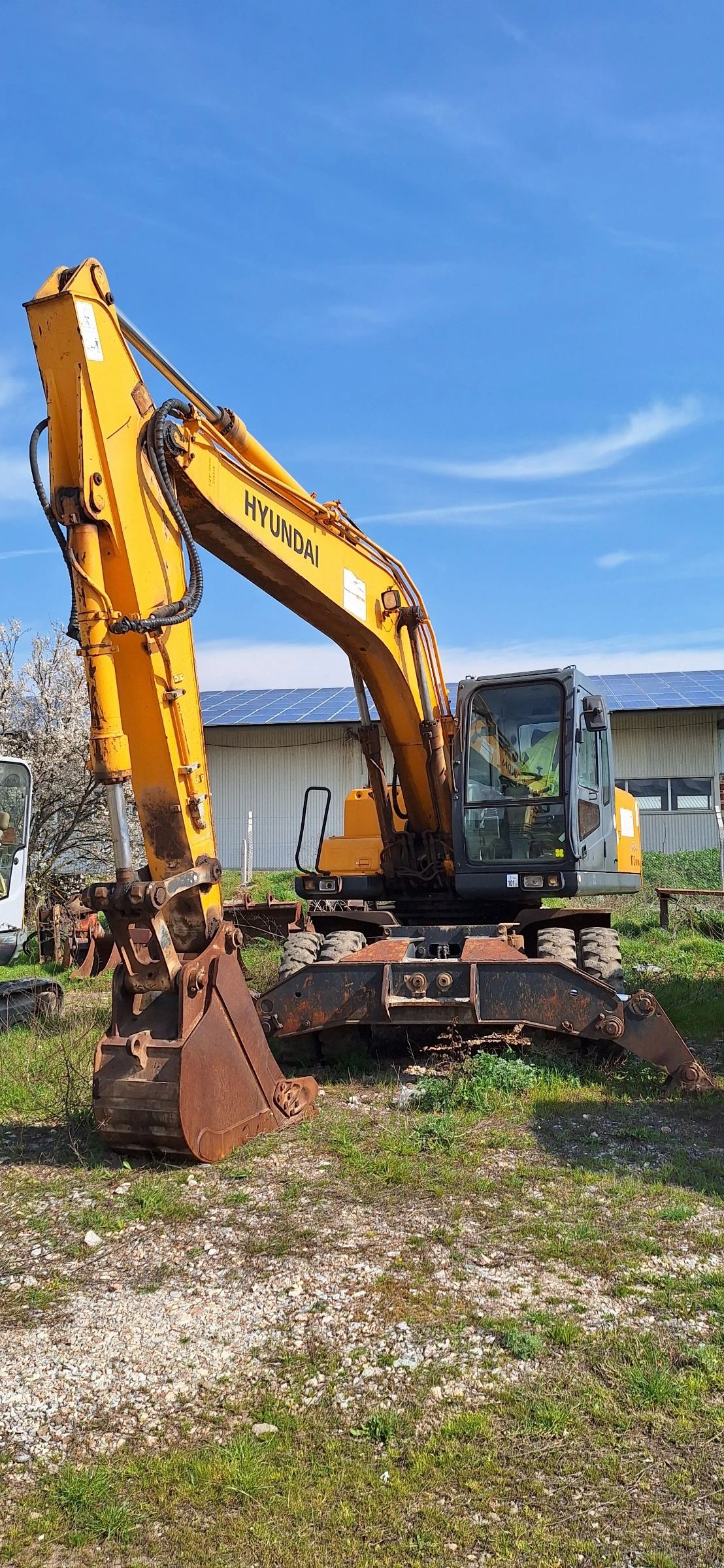 Багер Hyundai Robex 170 W-7