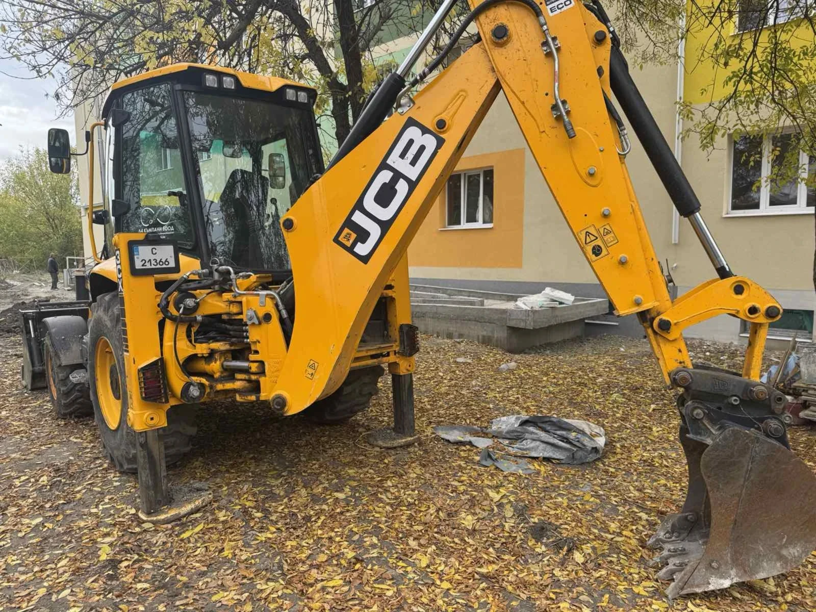 Багер JCB 3CX, снимка 2 - Индустриална техника - 54632915