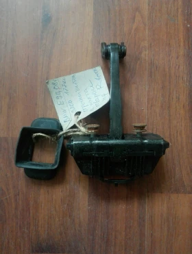 Панта ограничителна предна дясна Бмв Е90