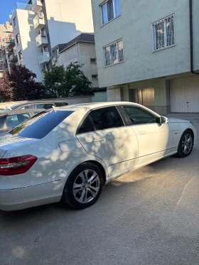 Mercedes-Benz E 220, снимка 5