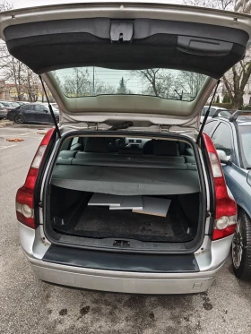 Volvo V50 Комби  - 2100 € / 4107.24 лв. - 87346282 5