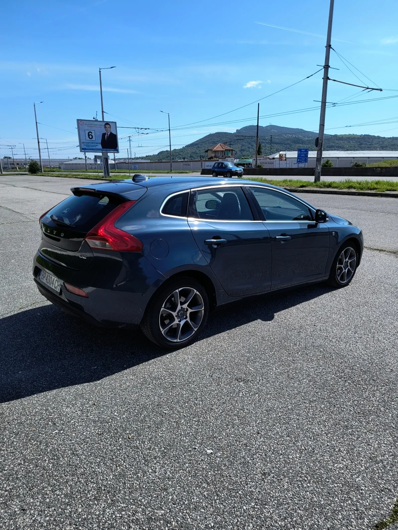 Volvo V40 Оушън реис изпълнение , снимка 1 - Автомобили и джипове - 48344307