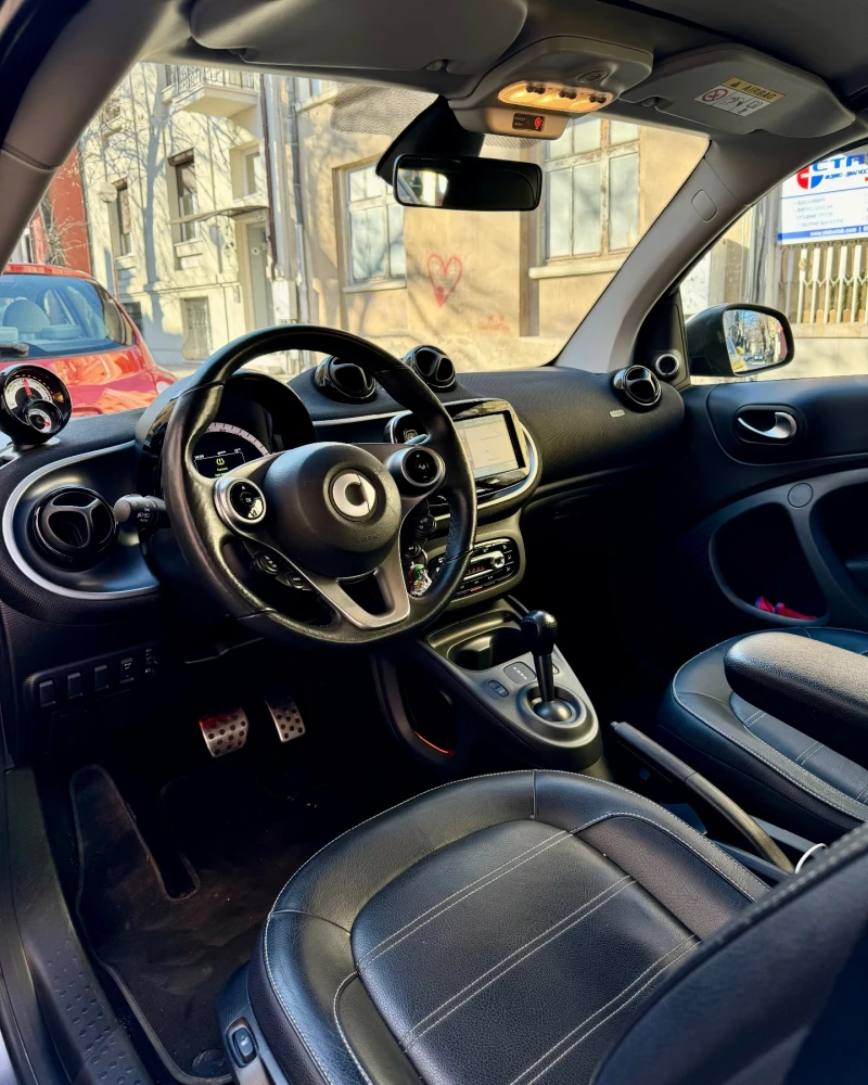 Smart Fortwo Cabrio, снимка 4 - Автомобили и джипове - 48910171