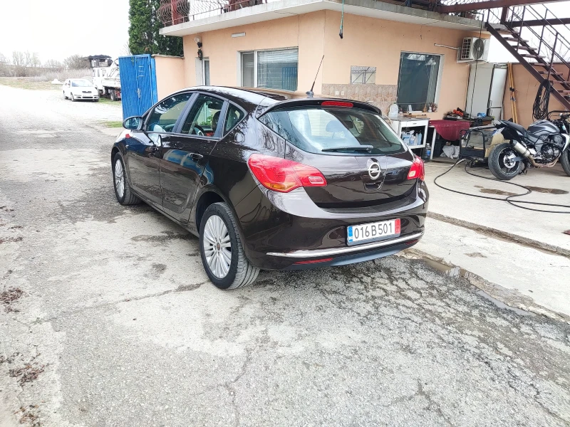 Opel Astra 1.7CDTI, снимка 3 - Автомобили и джипове - 49488115