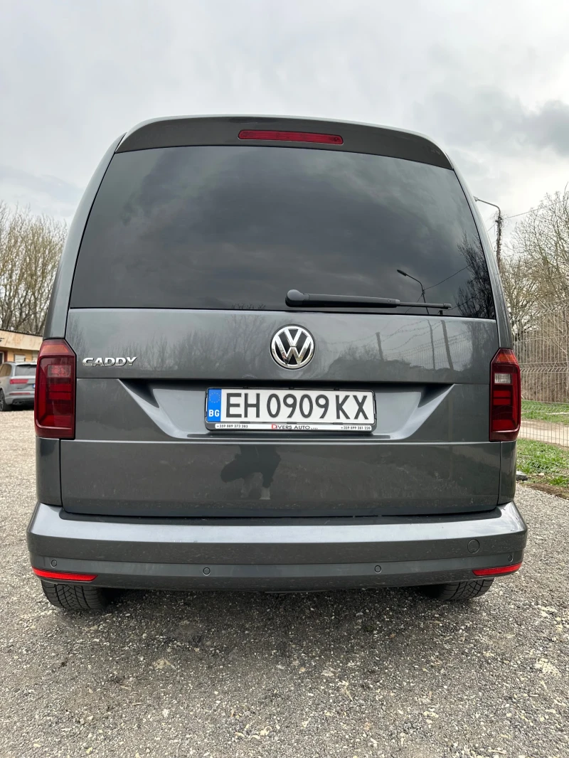 VW Caddy Перфектен, снимка 5 - Автомобили и джипове - 49533349