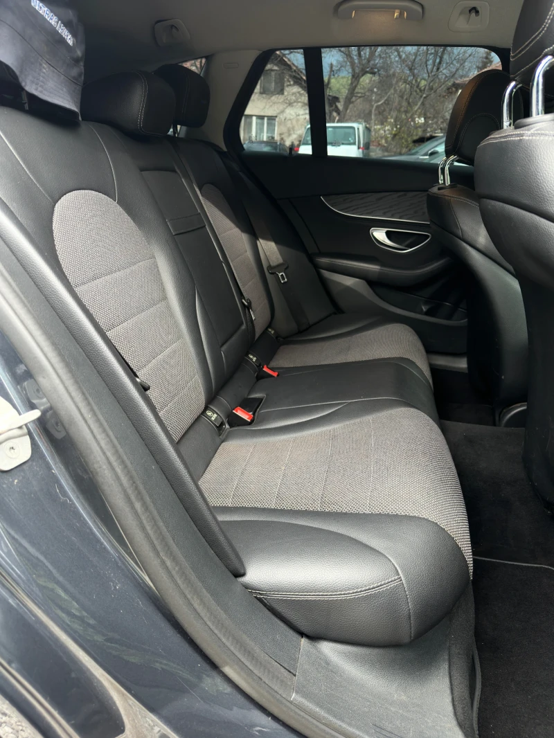 Mercedes-Benz C 350 C350e T-Model (Plug-In Hybrid), снимка 11 - Автомобили и джипове - 52480029