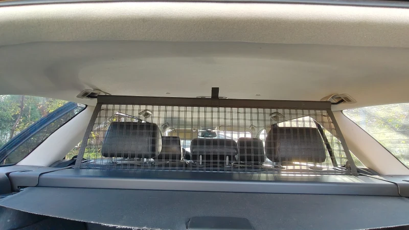 Toyota Avensis, снимка 16 - Автомобили и джипове - 52529034