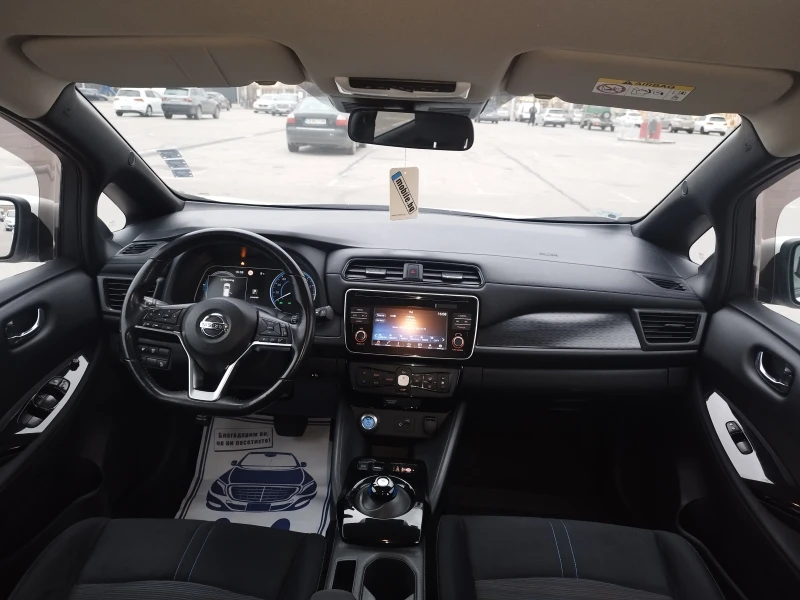 Nissan Leaf  40kWh/Distronic/Camera/Keyless, снимка 9 - Автомобили и джипове - 52688596