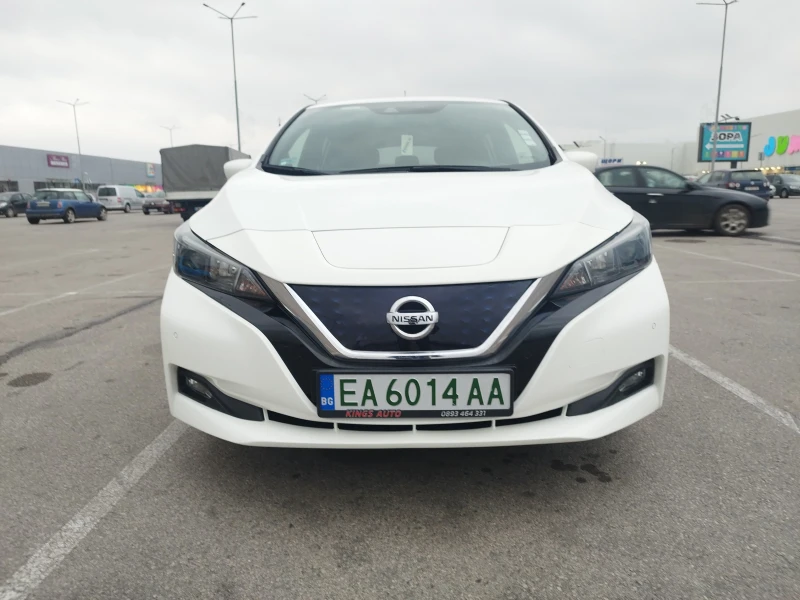 Nissan Leaf  40kWh/Distronic/Camera/Keyless, снимка 8 - Автомобили и джипове - 52688596