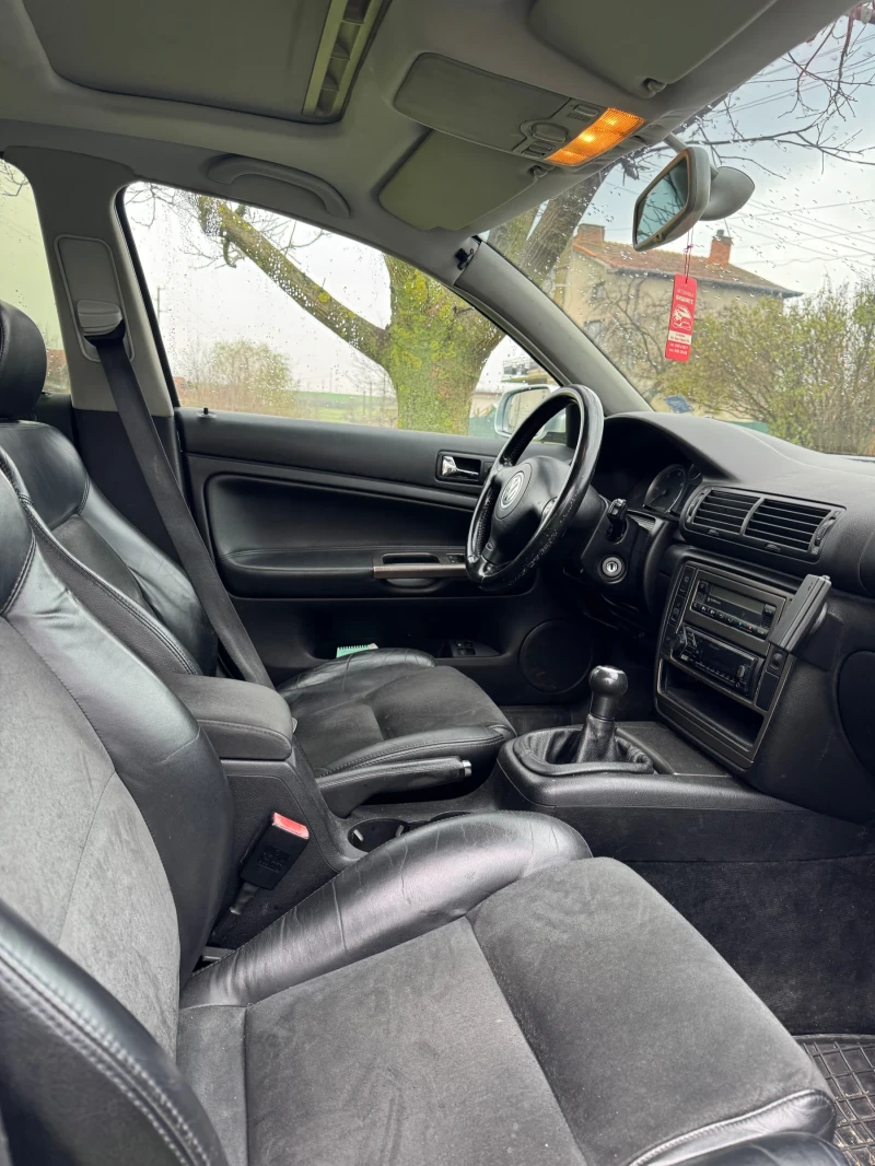 VW Passat Вариант 5.5, Теглич, 4х4, снимка 9 - Автомобили и джипове - 52866444