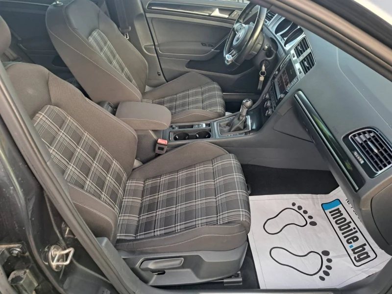 VW Golf 2.0 GTD, снимка 13 - Автомобили и джипове - 53125652