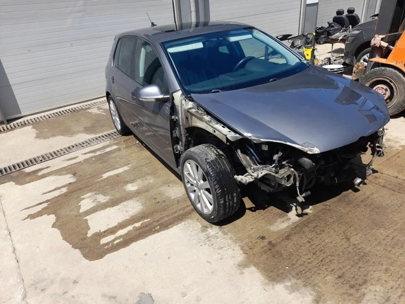 VW Golf 1.9 TDI 105k.c., снимка 4 - Автомобили и джипове - 47180936