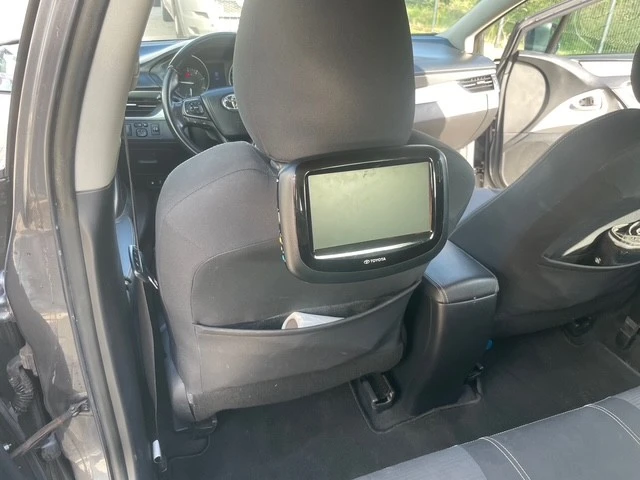 Toyota Avensis, снимка 3 - Автомобили и джипове - 55543050