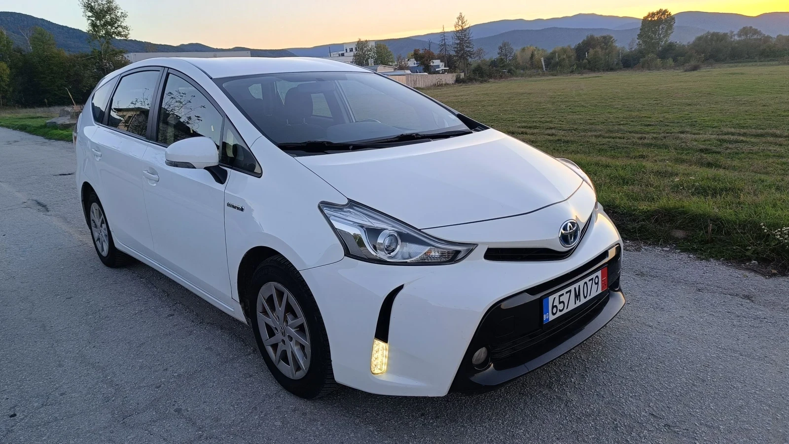 Toyota Prius Plus Hibrid 6+ 1 euro6 - изображение 2