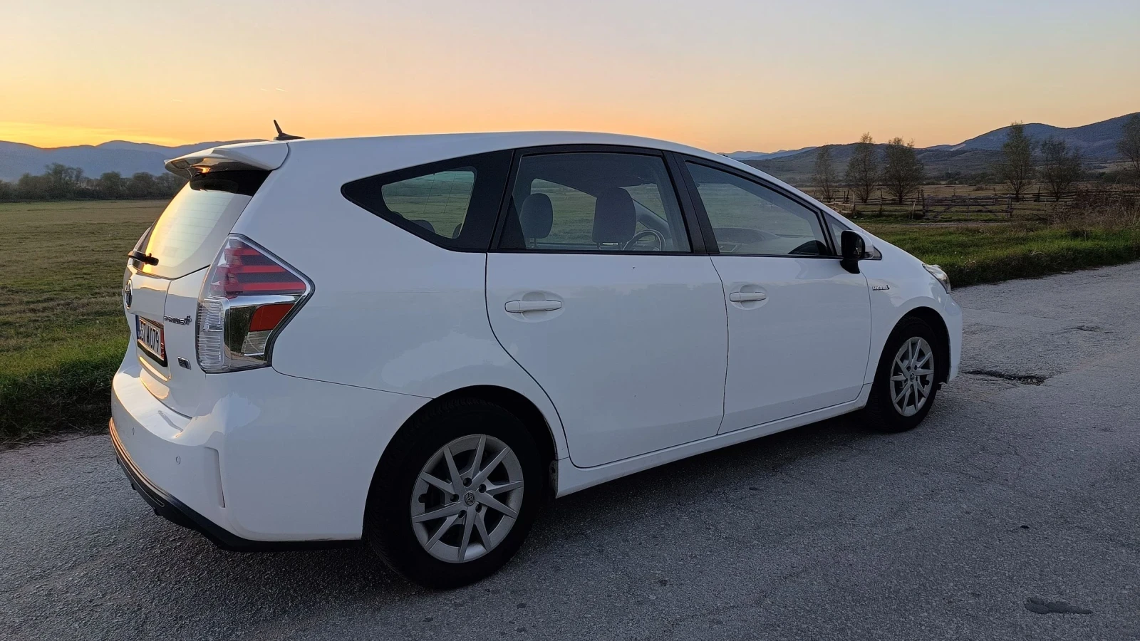 Toyota Prius Plus Hibrid 6+ 1 euro6 - изображение 5