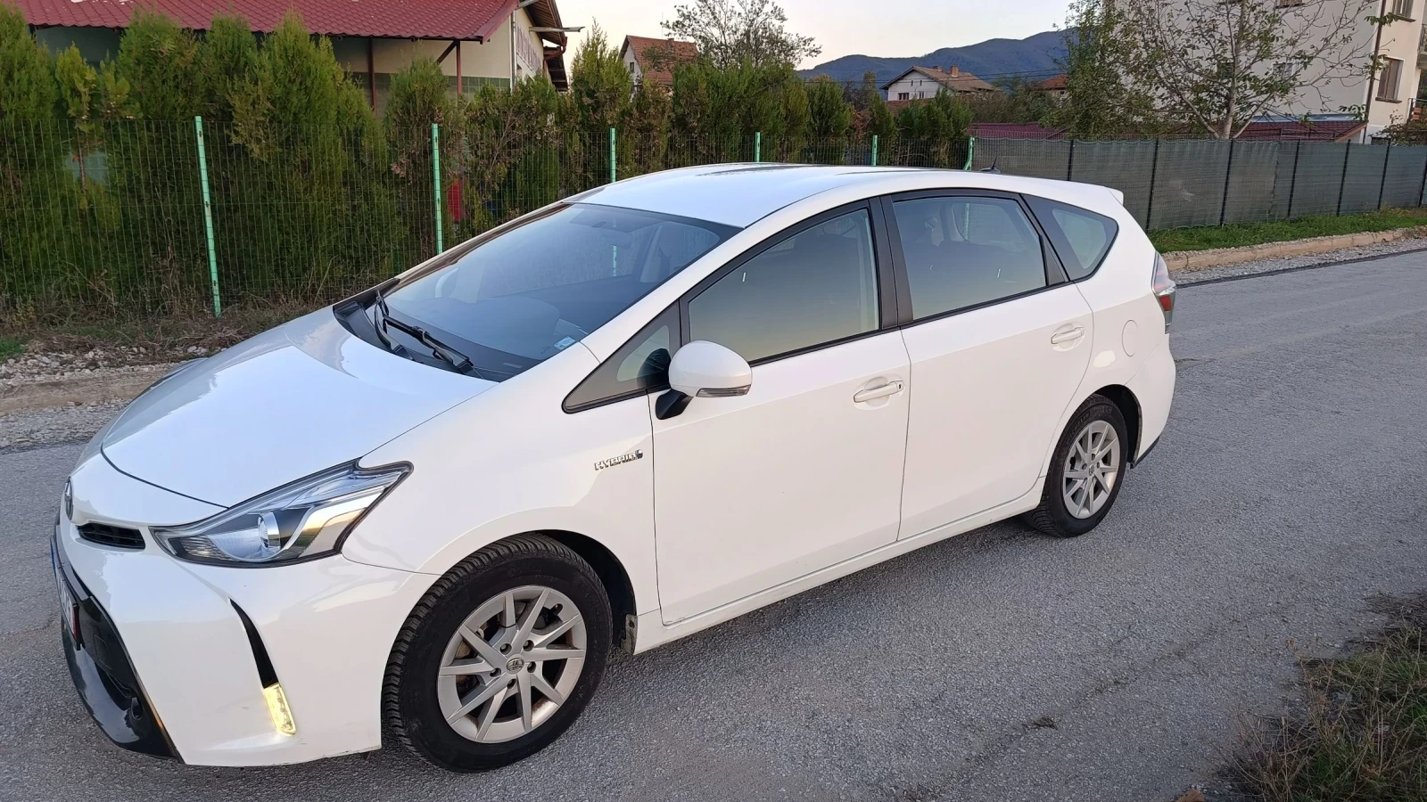 Toyota Prius Plus Hibrid 6+ 1 euro6 - изображение 3