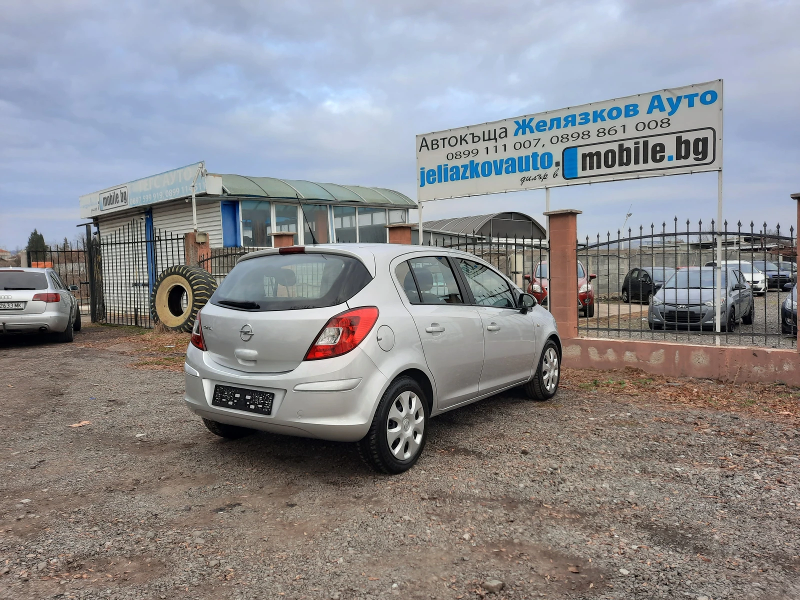 Opel Corsa 1.4i AUTOMAT - изображение 4