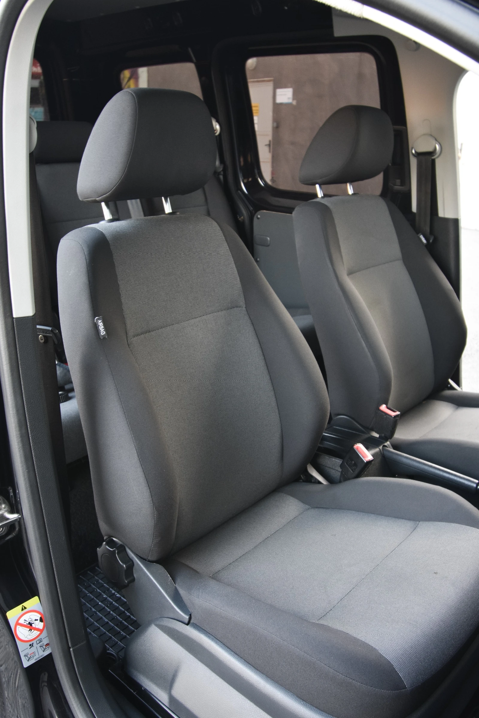 VW Caddy 2.0 TDI AVTOMAT | Mobile.bg   12