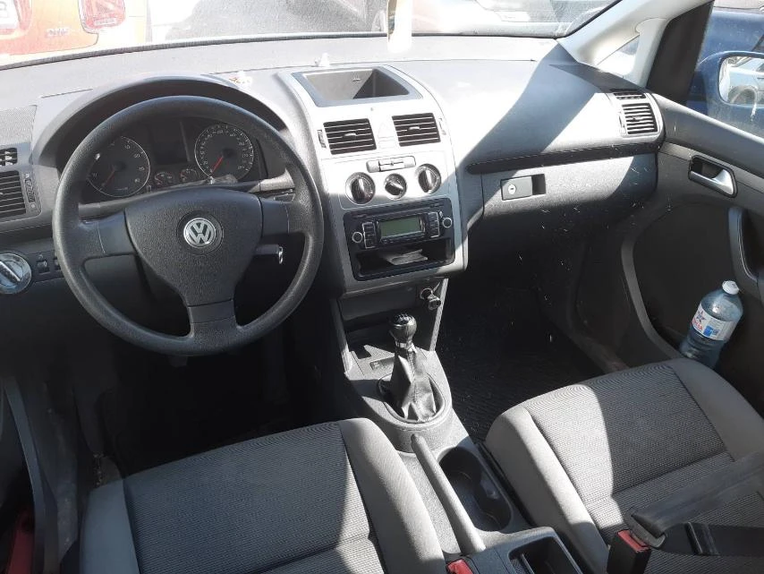 VW Touran  - изображение 7