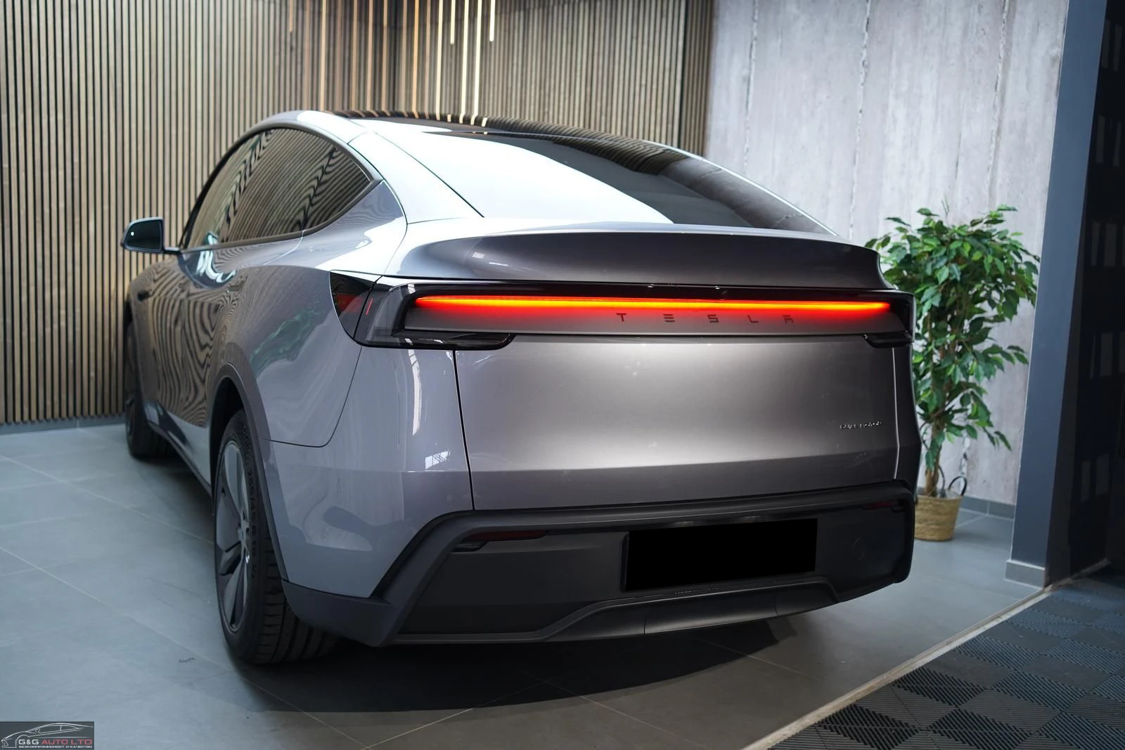 Tesla Model Y НОВ!/LR/514HP/DUAL-MOTOR/360/AMBI/MEMORY/222f - изображение 3