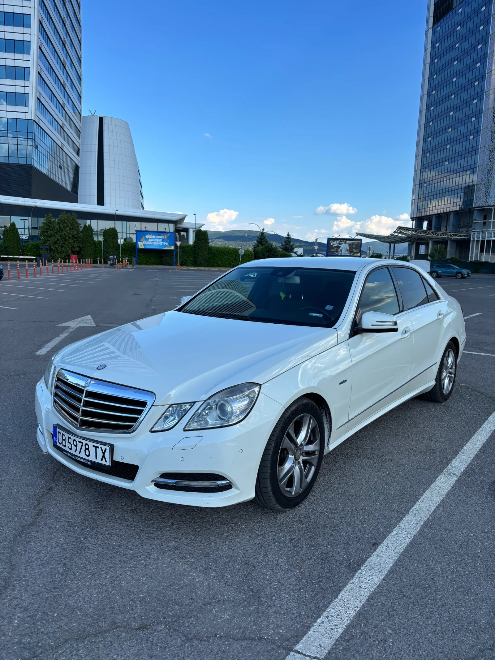 Mercedes-Benz E 220