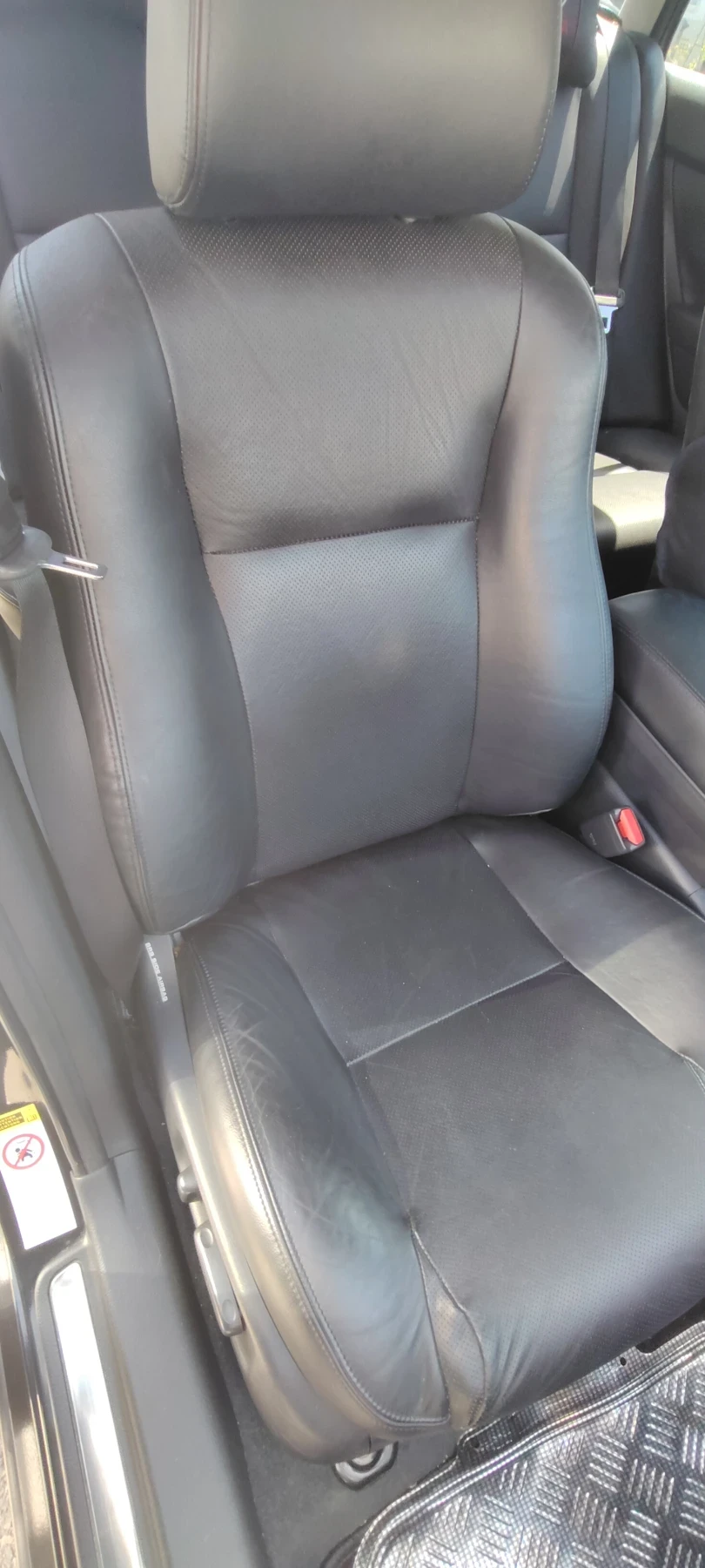 Toyota Avensis  - изображение 6