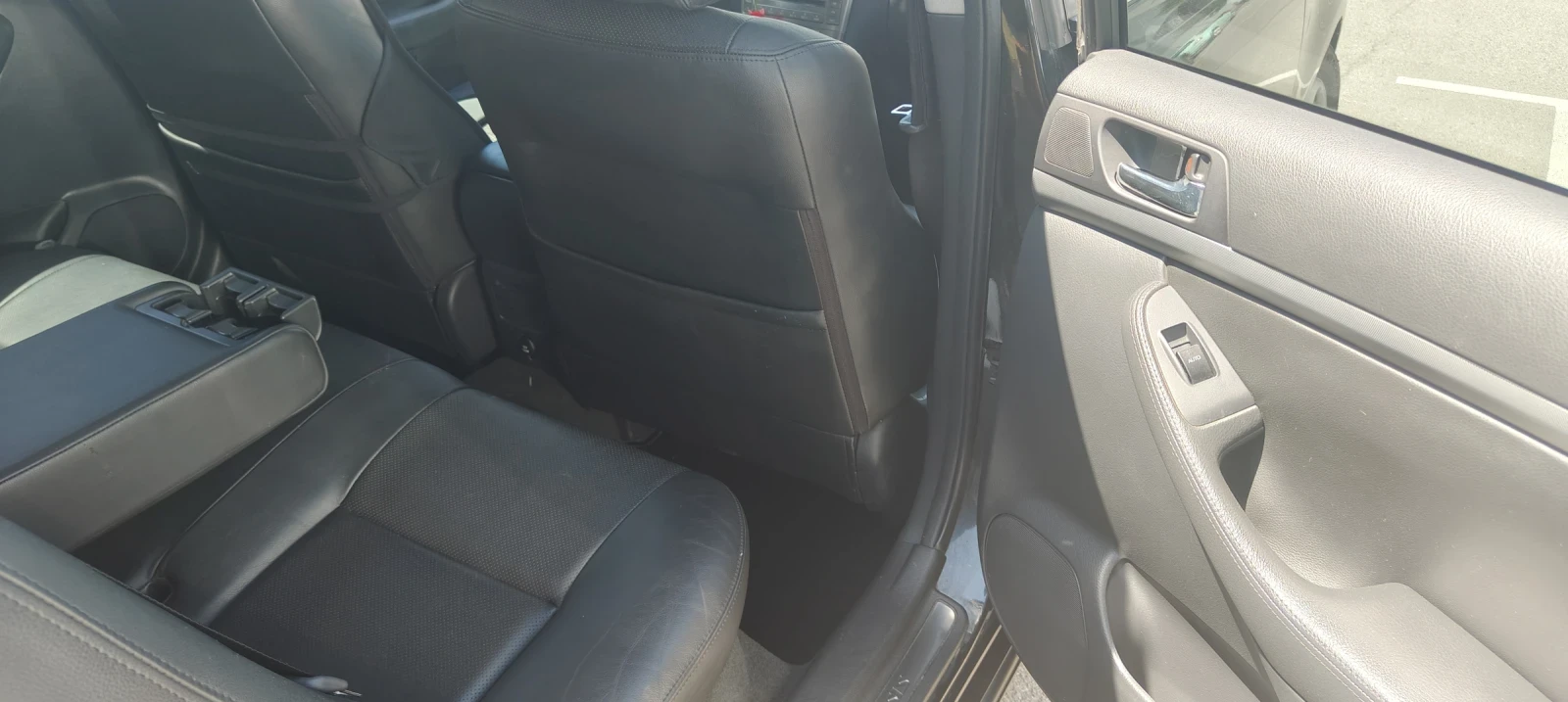 Toyota Avensis  - изображение 7