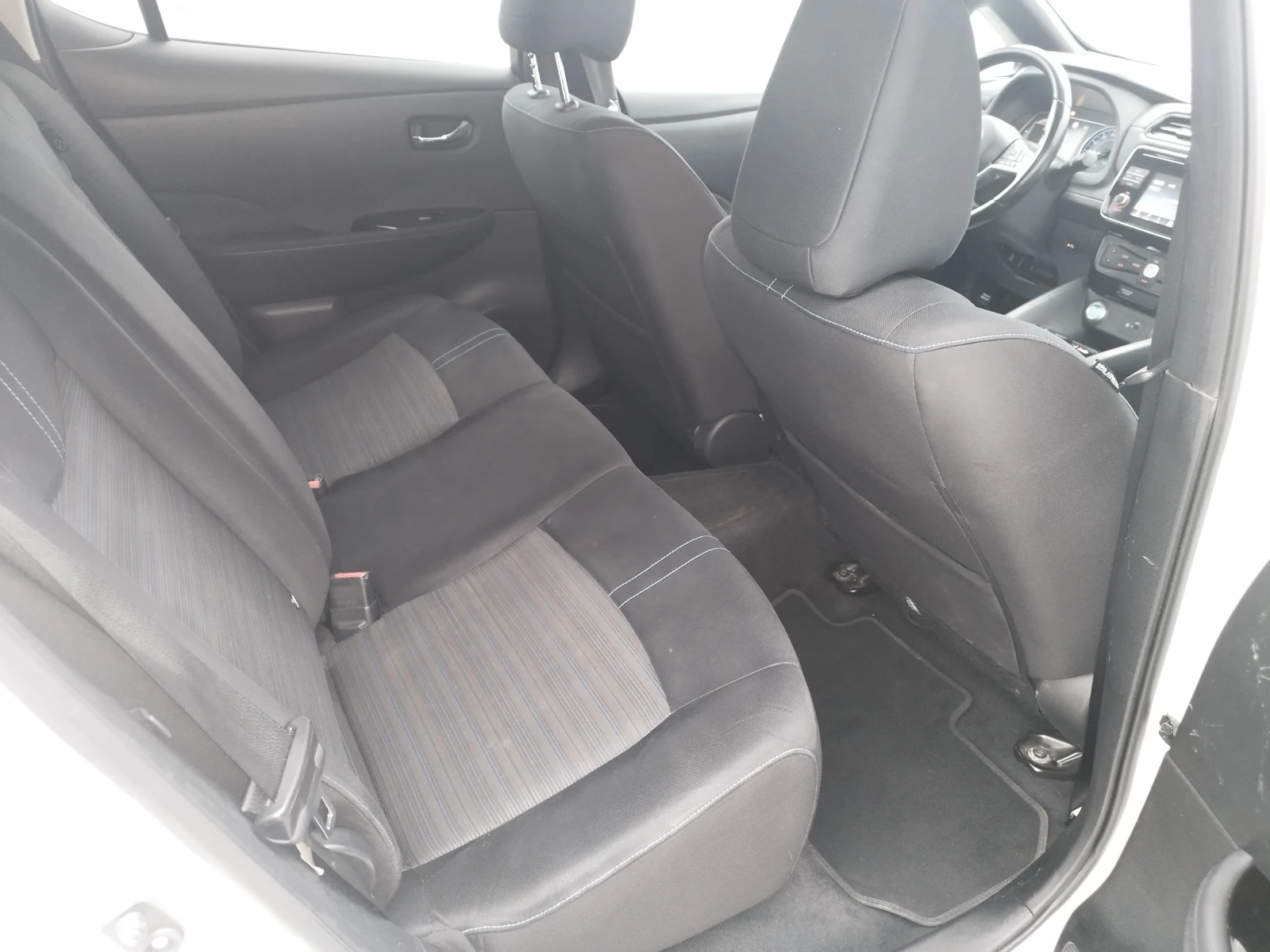 Nissan Leaf  40kWh/Distronic/Camera/Keyless | Mobile.bg   12