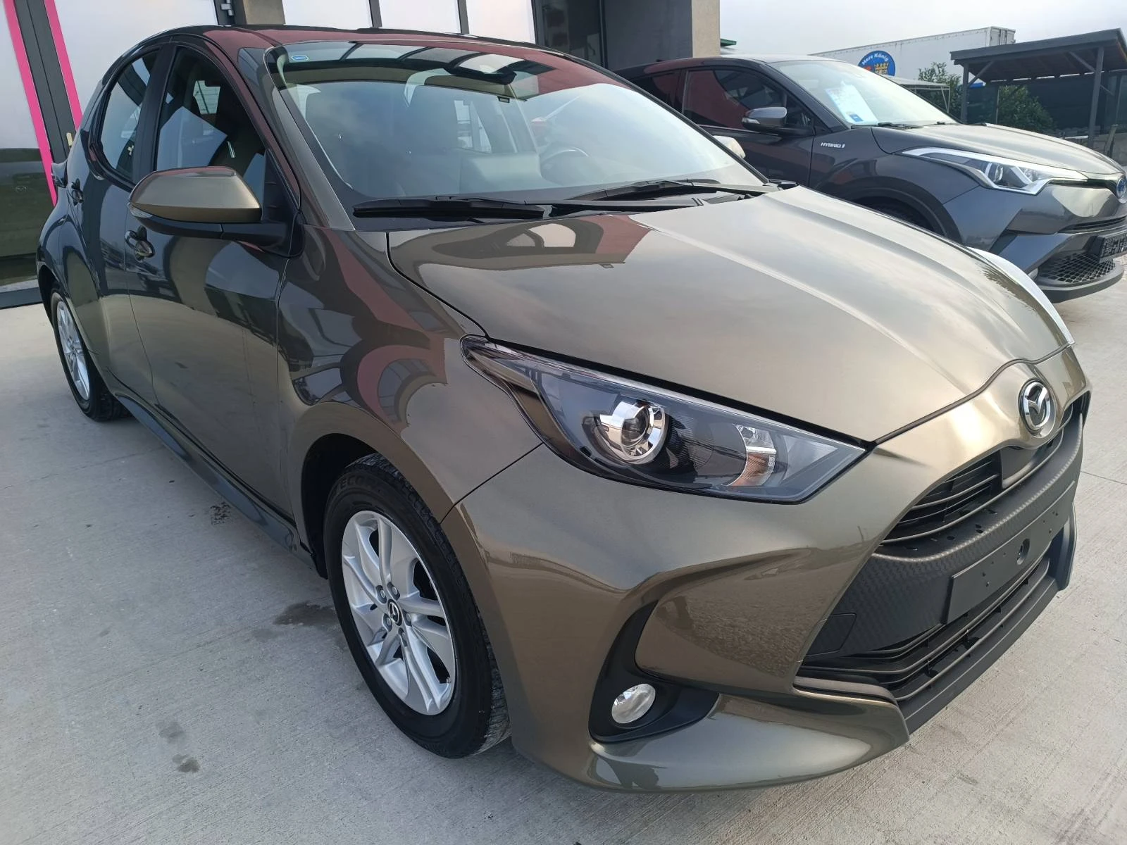 Toyota Yaris 1.5 Hybrid | Mobile.bg � ����������� 3