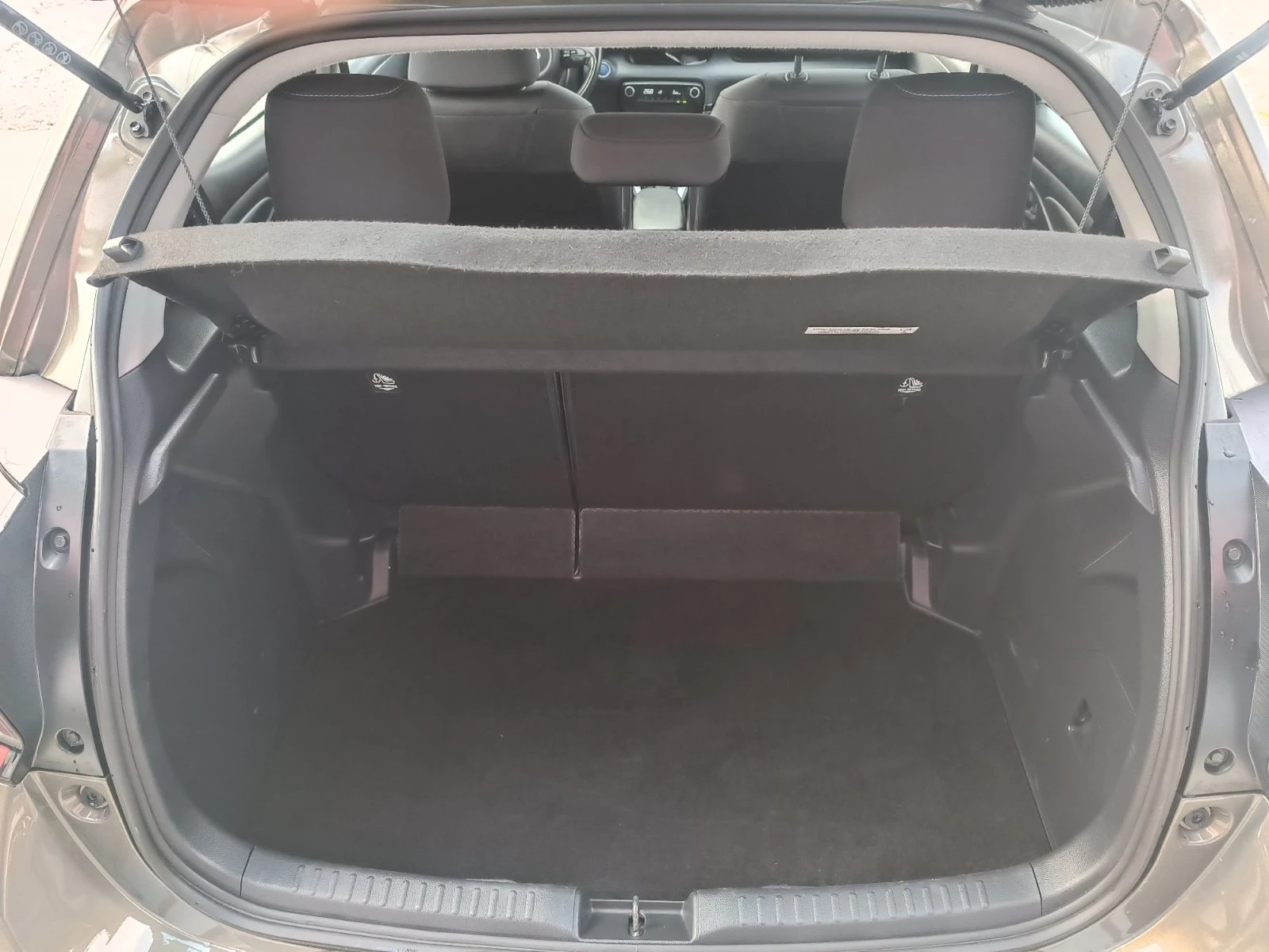 Toyota Yaris 1.5 Hybrid | Mobile.bg � ����������� 13