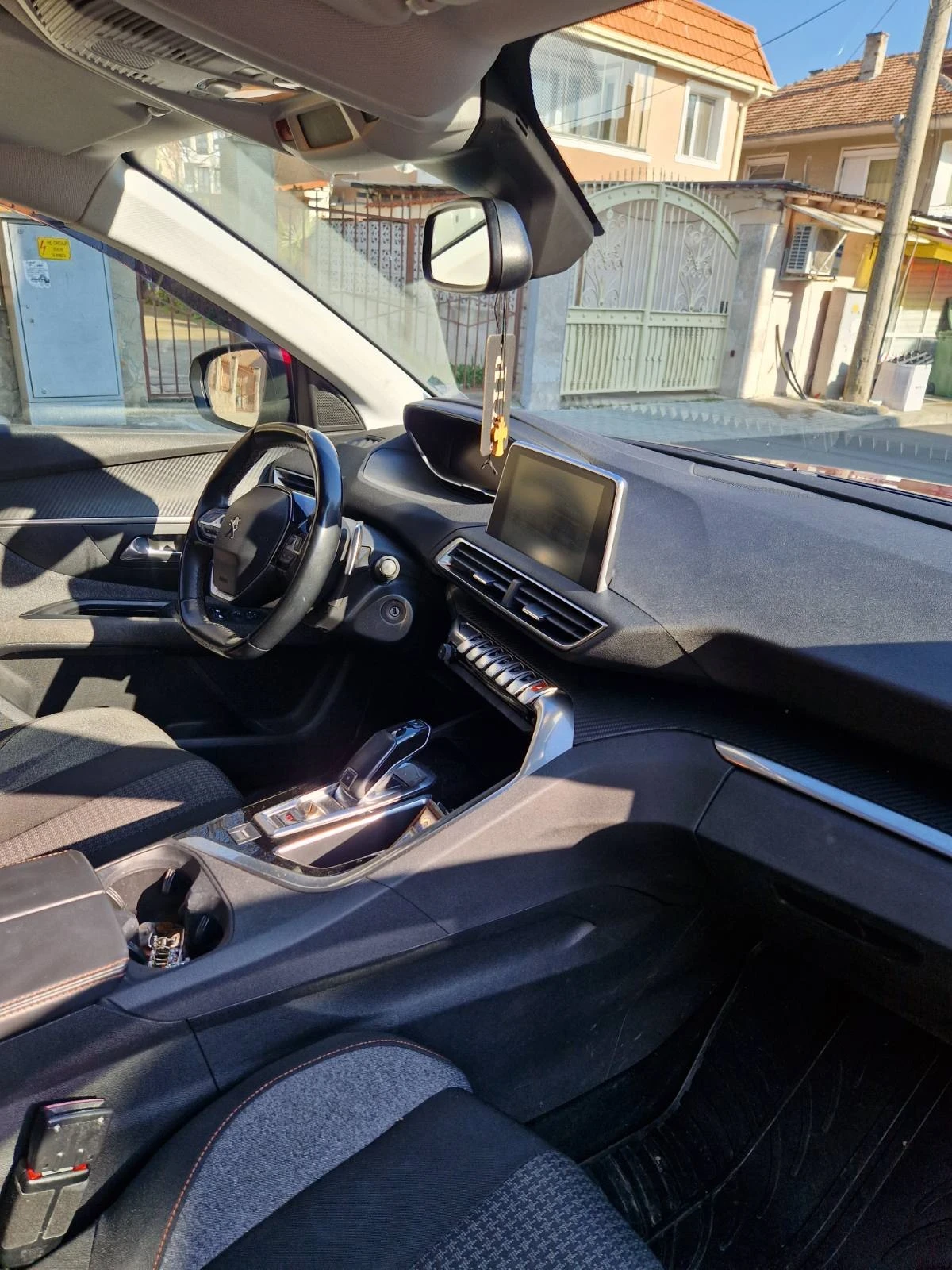 Peugeot 3008 1.5 d 130к.с., снимка 17 - Автомобили и джипове - 53724073